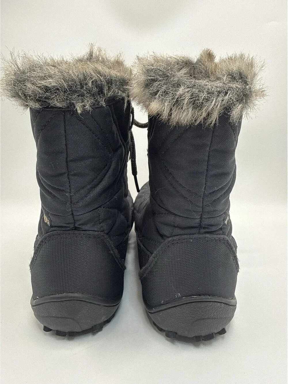Columbia Minx Mid III Black Pebble Snow Shorty Boots Women's Size 6